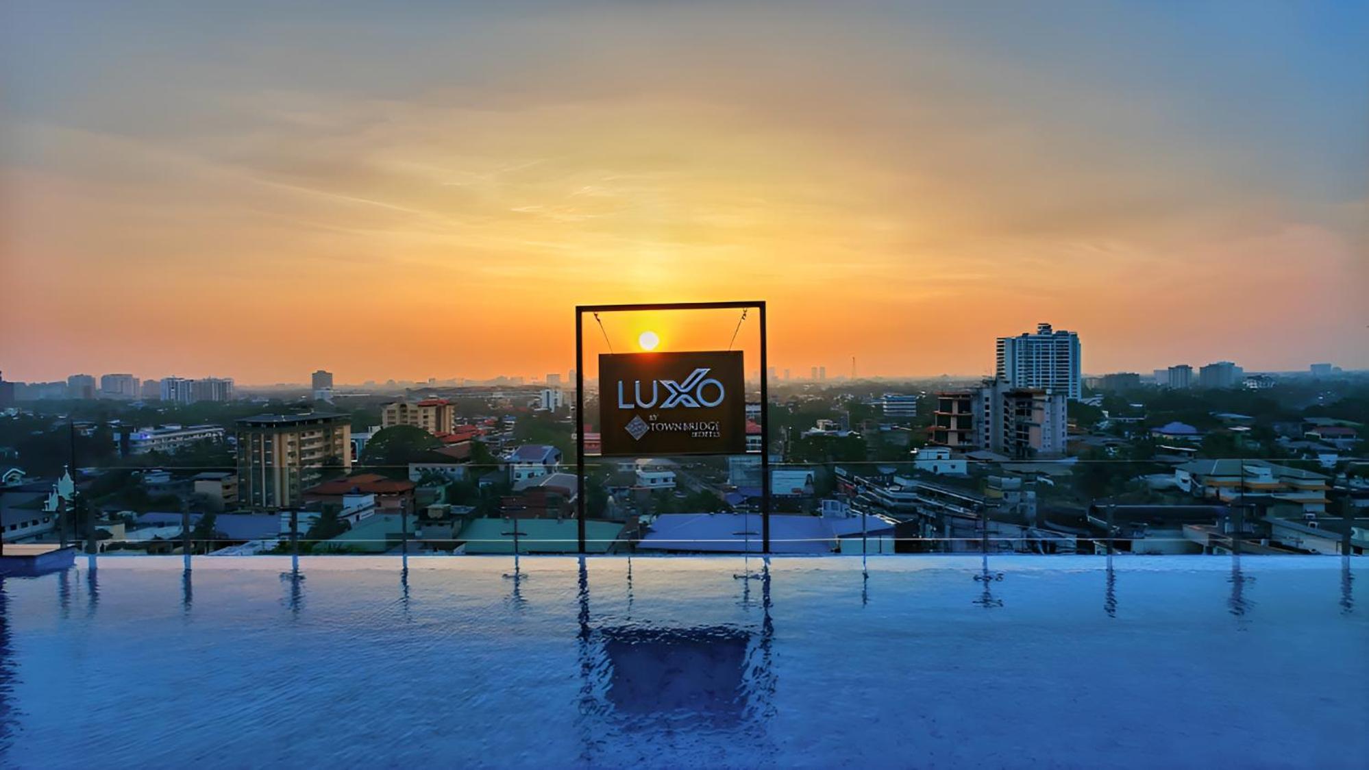Luxo Kochi酒店 外观 照片